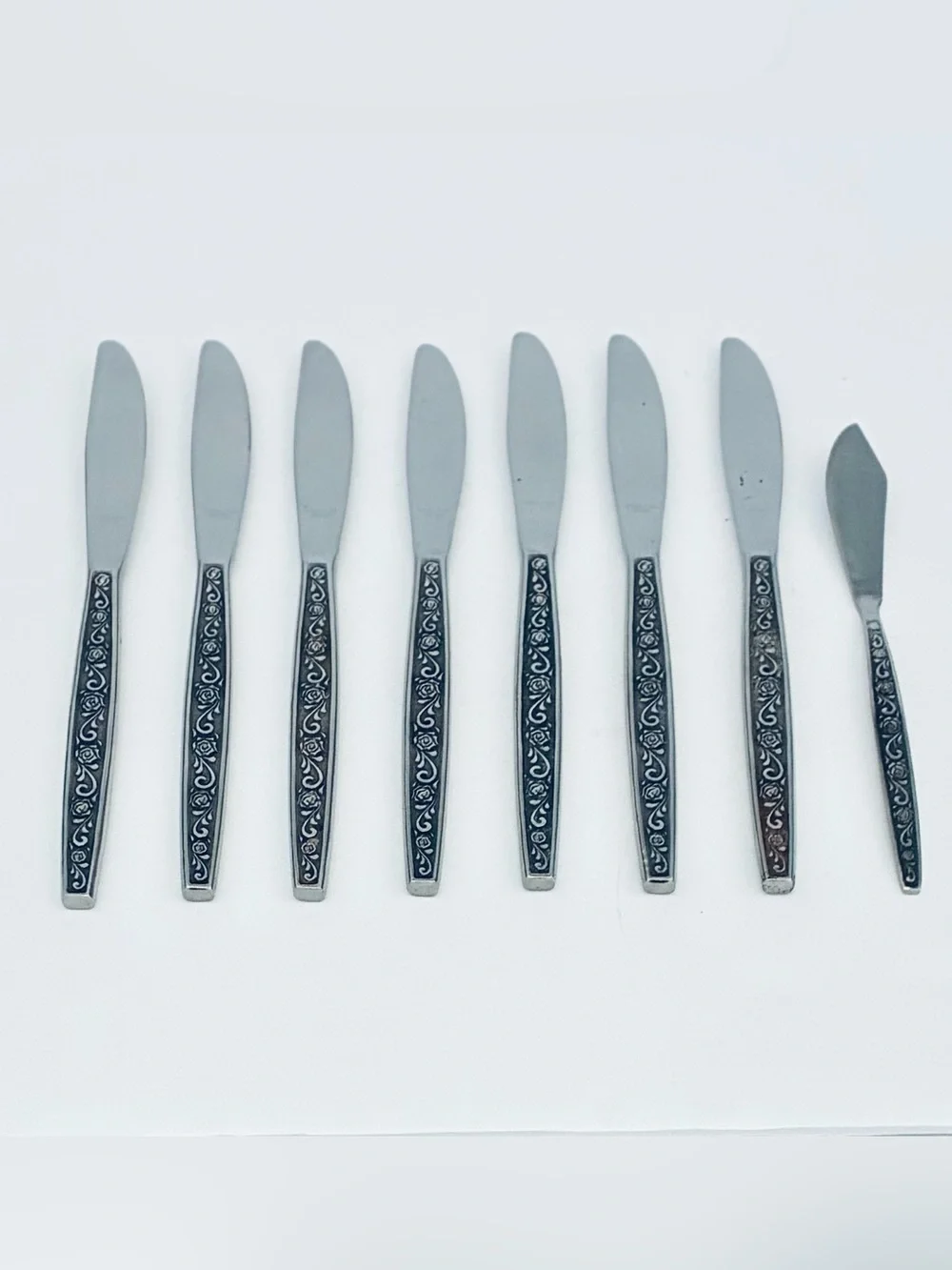 Rose Border Flatware 7 Dinner Knives 1 Butter Knife Stainless Steel Japan